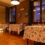 洛阿雷霍斯佩德里亚酒店 酒店 拉奥雷