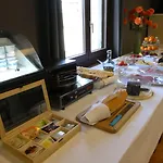 洛阿雷霍斯佩德里亚酒店 3* 拉奥雷