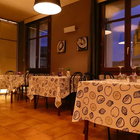 Hospederia De Hotell Loarre
